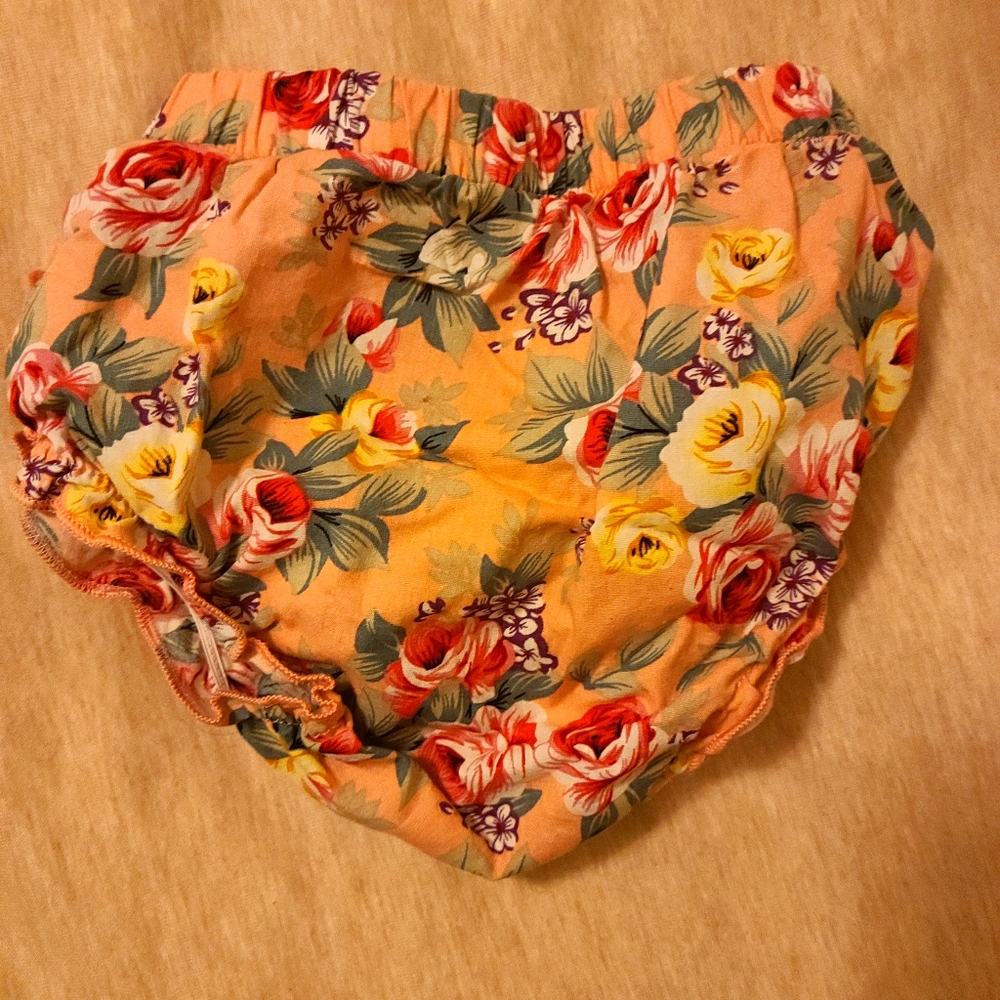 Bloomers - Picture 2 of 2